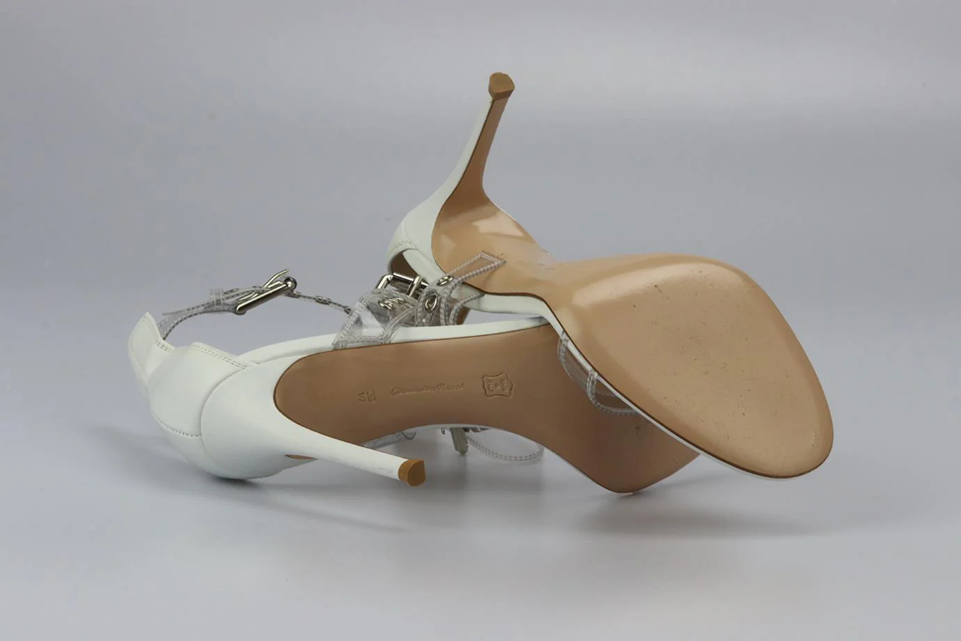 GIANVITO ROSSI BUCKLE DETAIL PVC AND LEATHER SANDALS EU 38.5 UK 5.5 US 8.5 - Image 5