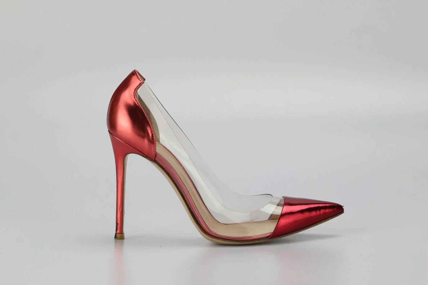 GIANVITO ROSSI PVC AND PATENT LEATHER PUMPS EU 37.5 UK 4.5 US 7.5 - Image 2