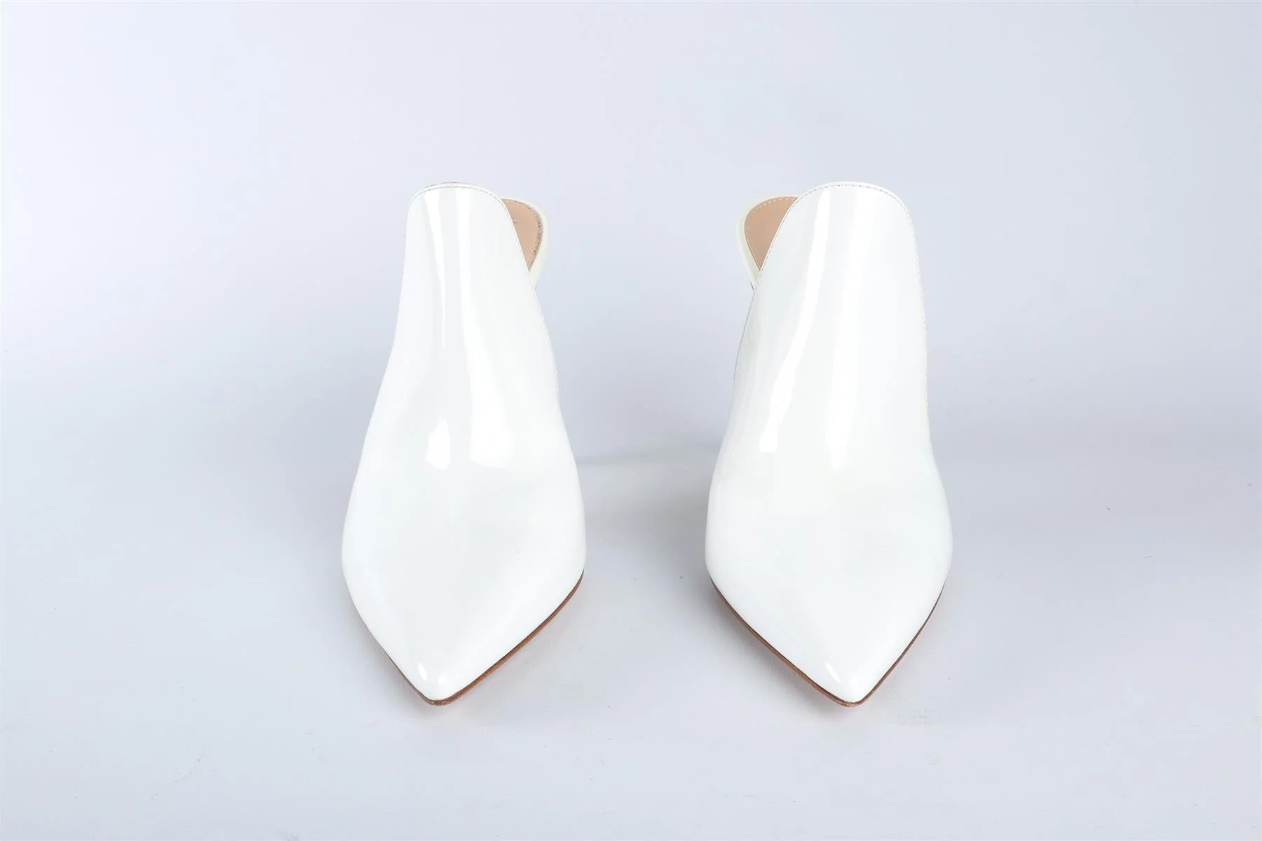 GIANVITO ROSSI WHITE PATENT LEATHER MULES EU 37 UK 4 US 7 - Image 3