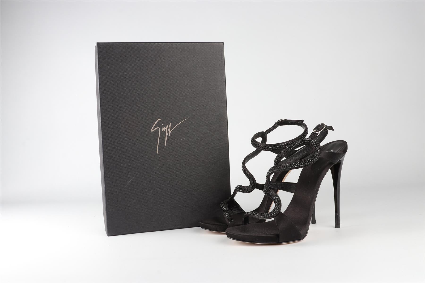 GIUSEPPE ZANOTTI BLACK CRYSTAL AND SATIN SANDALS EU 36 UK 3 US 6 - Image 6