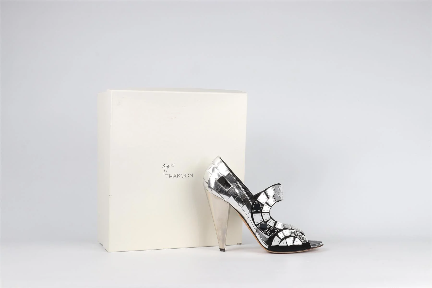 GIUSEPPE ZANOTTI + THAKOON BLACK SUEDE SANDALS EU 39.5 UK 6.5 US 9.5 - Image 8