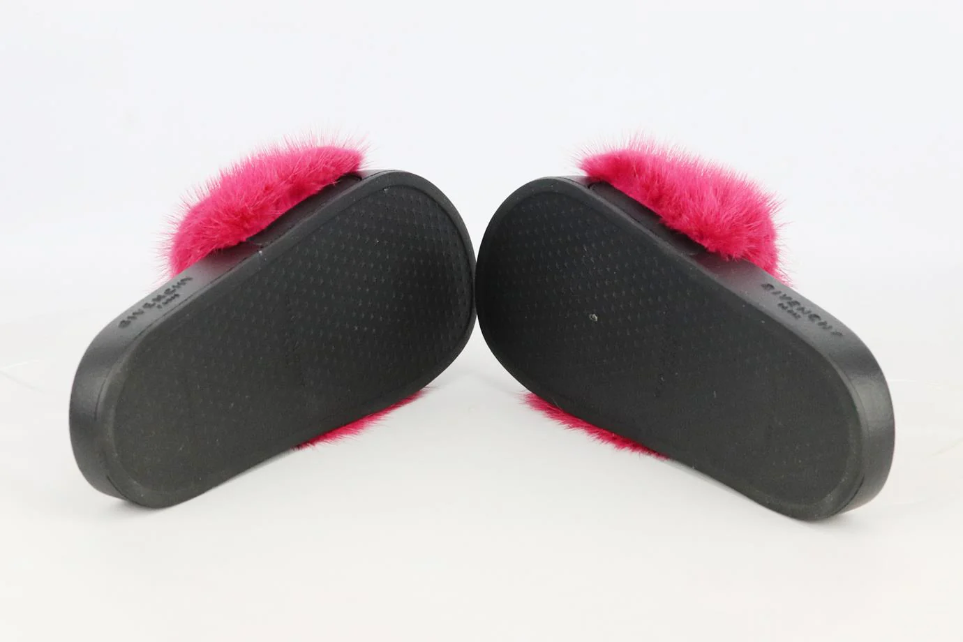 GIVENCHY FUR AND RUBBER SLIDES EU 38 UK 5 US 8 - Image 5
