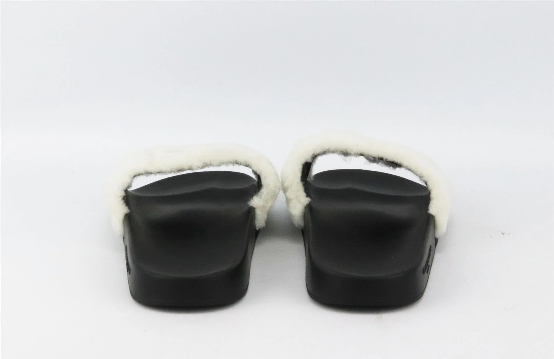 GIVENCHY LOGO EMBROIDERED FAUX FUR AND RUBBER SLIDES EU 39 UK 6 US 9 - Image 4