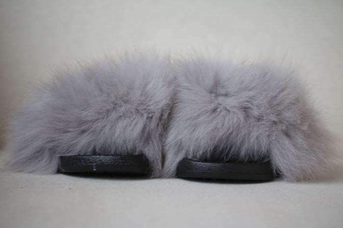 GREY FUR KIDS SLIDES SANDALS EU 28-29 UK 10-11 - Image 2