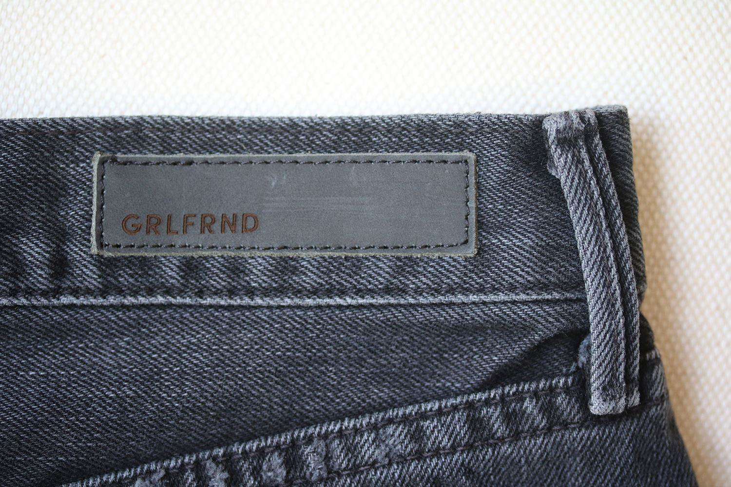GRLFRND ADRIANA SLOUCHY DENIM SHORTS IN I JUST FALL IN LOVE AGAIN W25 UK 6/8 - Image 6