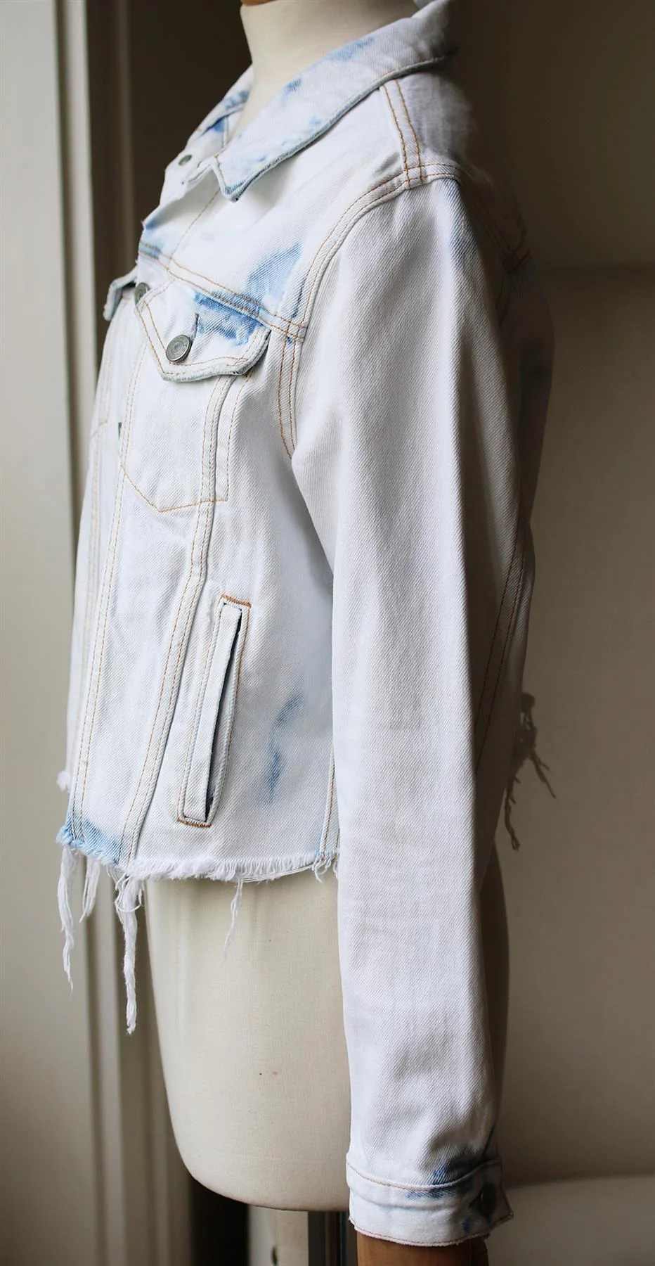 GRLFRND CARA RAW HEM DENIM JACKET MEDIUM - Image 3