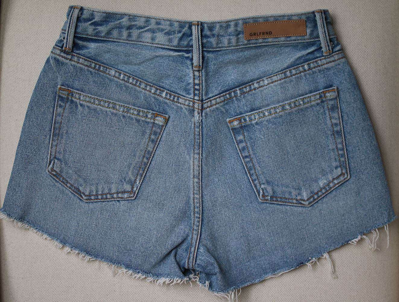 GRLFRND CINDY HIGH-RISE DENIM SHORTS IN CAN'T GET ENOUGH W25 UK 6/8 - Image 4