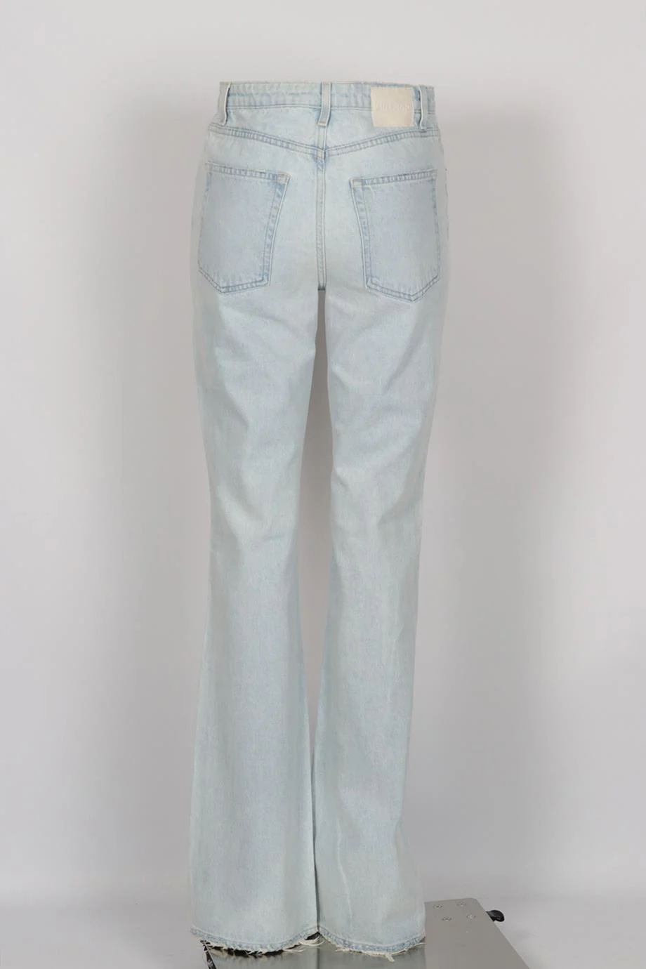 GRLFRND HIGH RISE FLARED JEANS W26 UK 8 - Image 4
