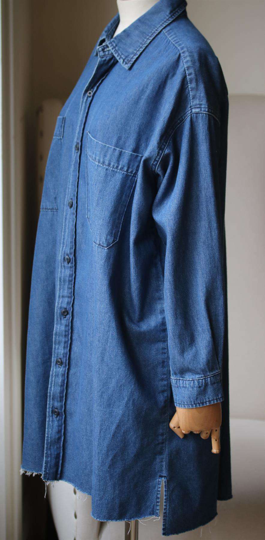 GRLFRND SHAUN OVERSIZED SHIRT DRESS MEDIUM - Image 4