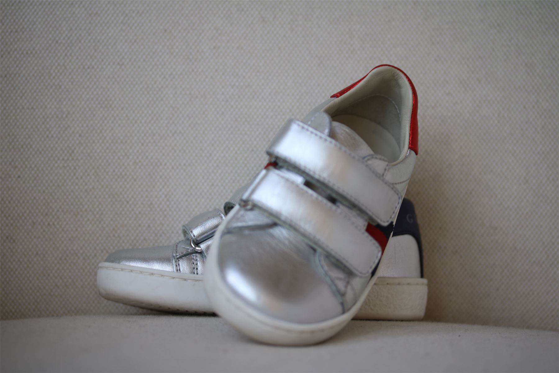 GUCCI BABY SILVER WEB LEATHER TRAINERS EU 22 UK 5 - Image 4