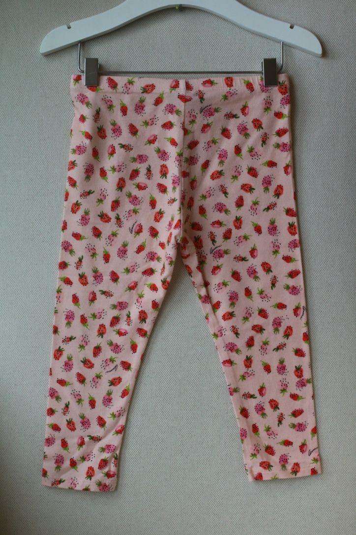 GUCCI BABY STRAWBERRY LEGGINGS 24 MONTHS - Image 6