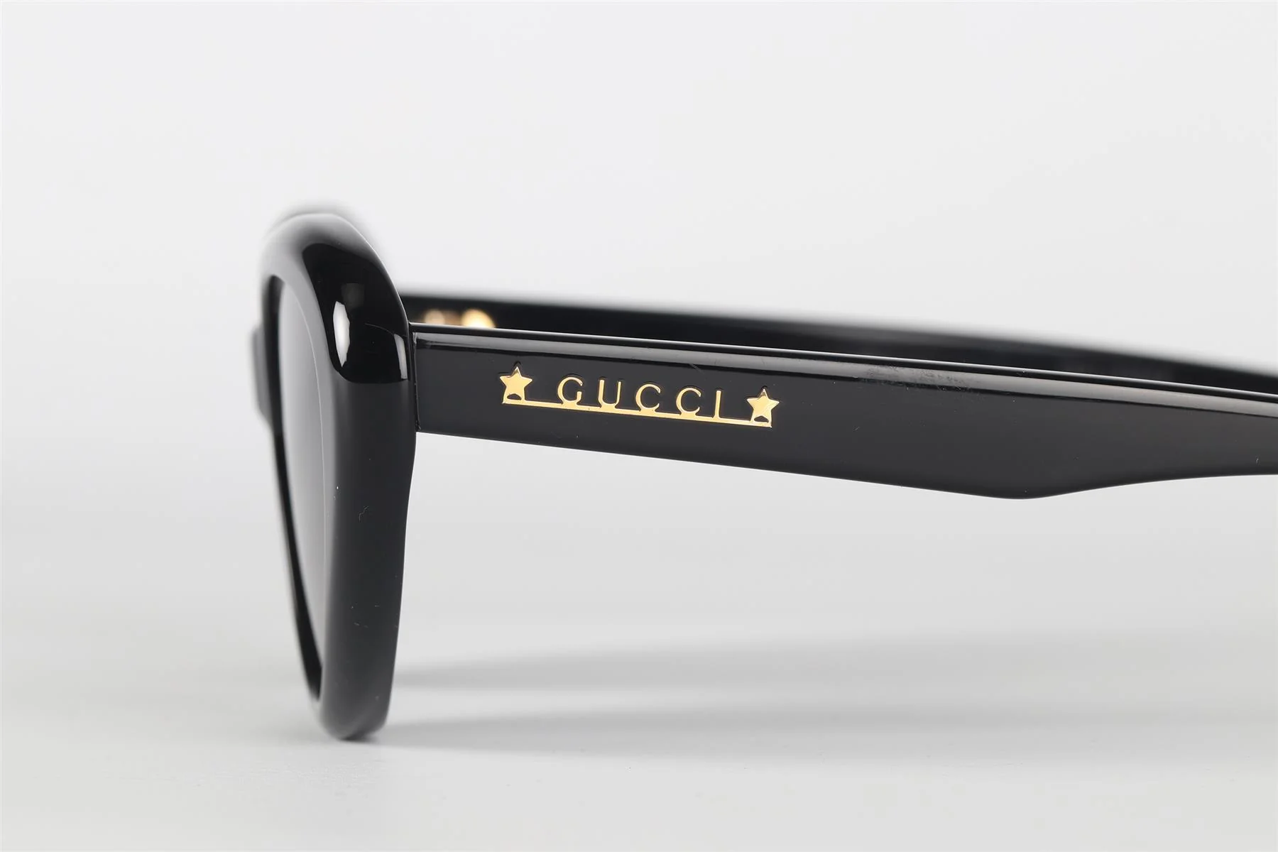 GUCCI BLACK CAT EYE ACETATE SUNGLASSES - Image 12