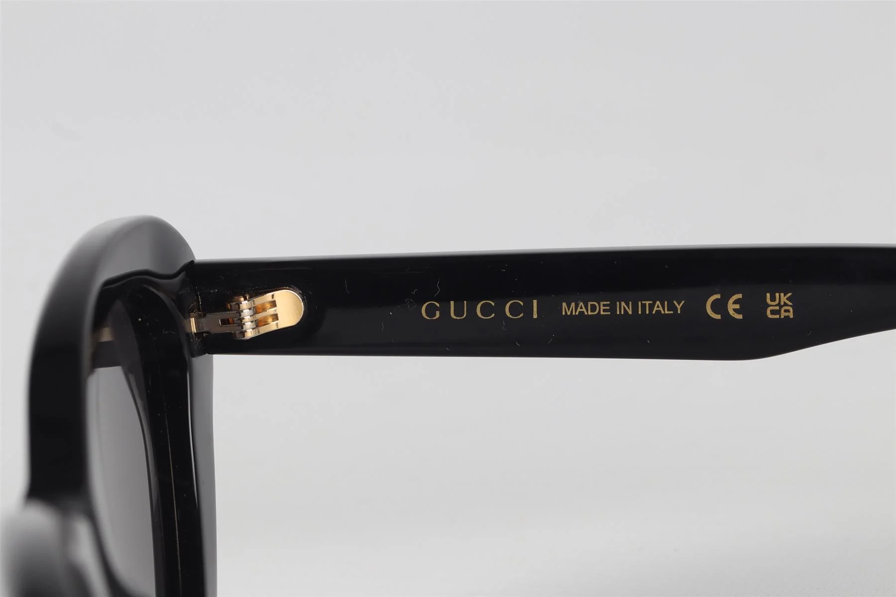 GUCCI BLACK CAT EYE ACETATE SUNGLASSES - Image 6