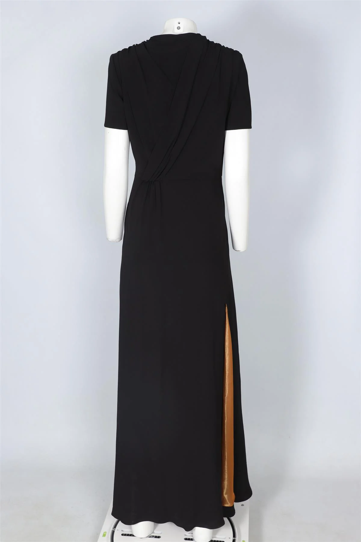 GUCCI BLACK SILK GOWN IT 44 UK 12 - Image 4