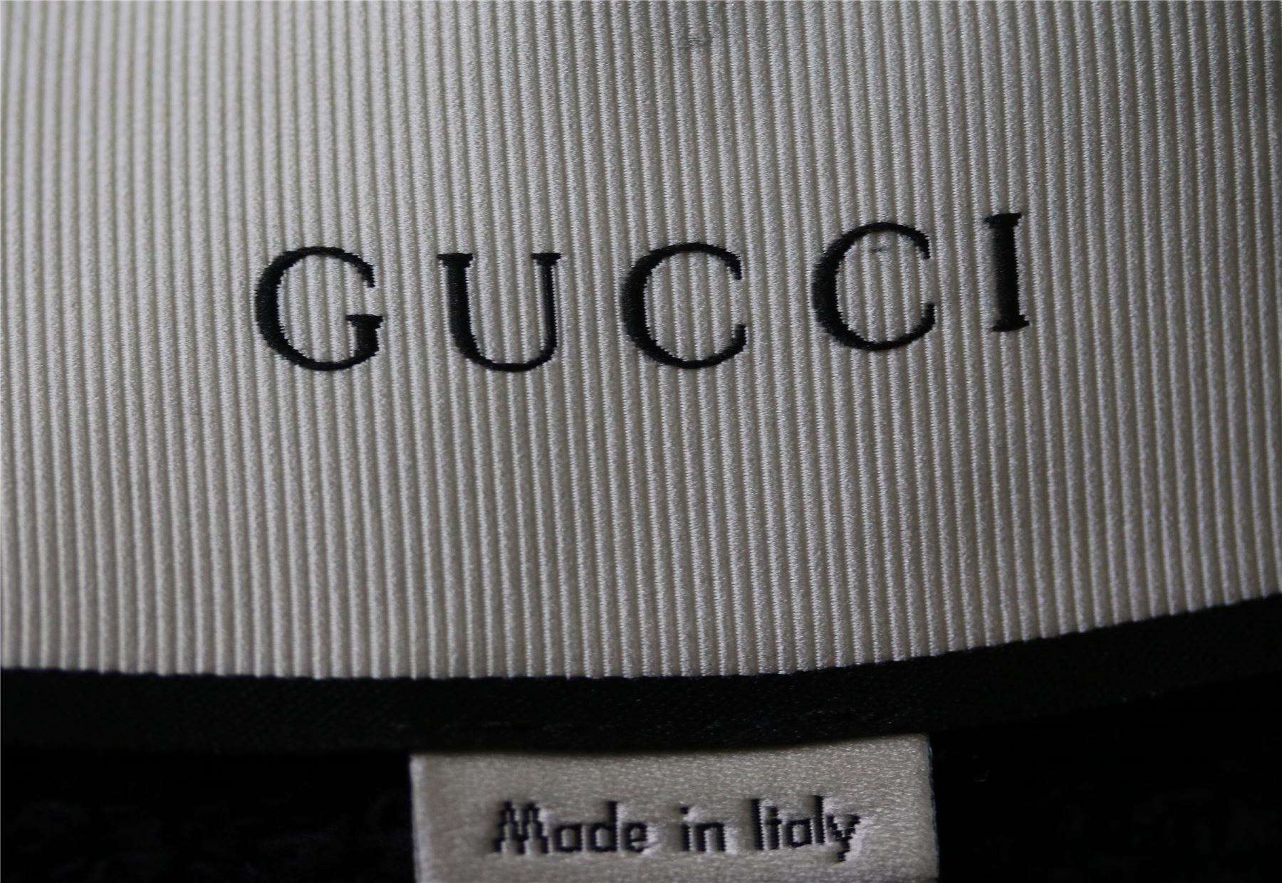 GUCCI EMBROIDERED HOODED SWEATER SMALL - Image 8