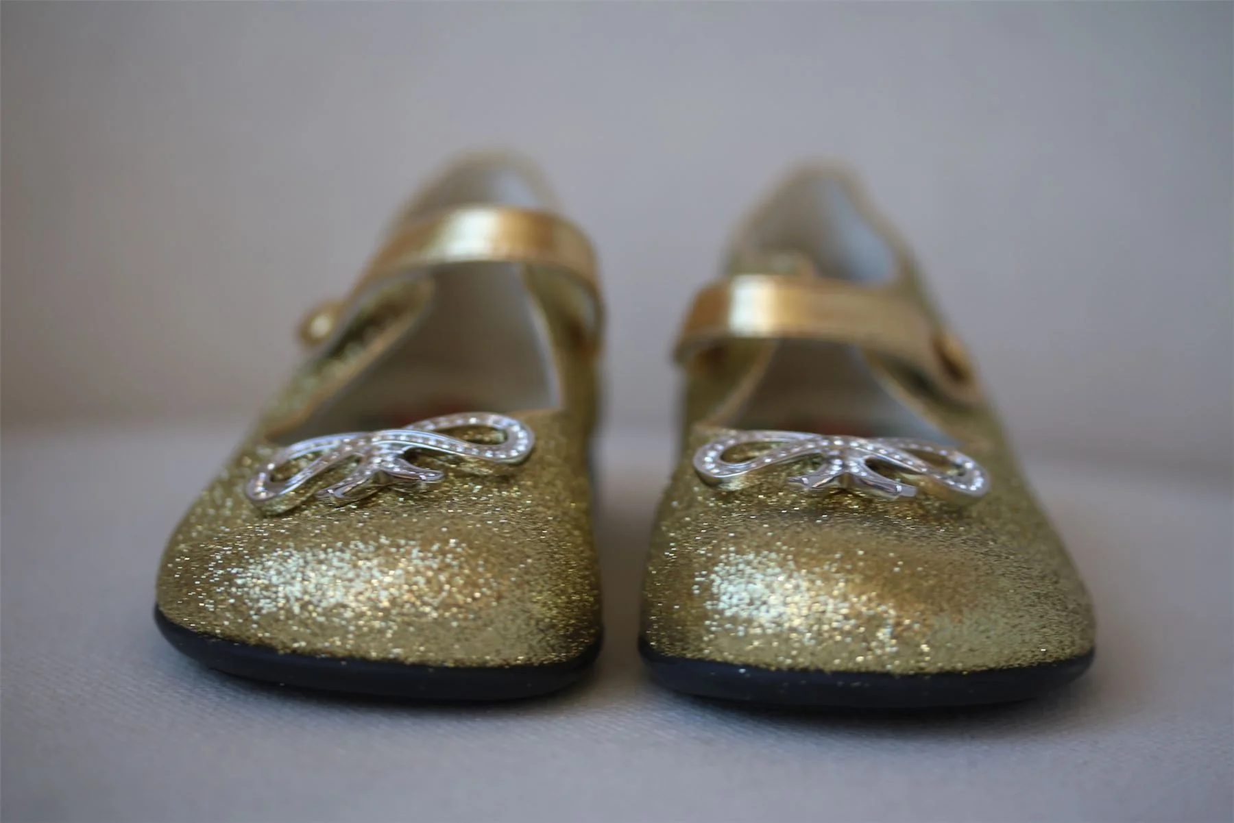 GUCCI GIRLS GOLD GLITTER CRYSTAL BOW LEATHER SHOES EU 25 UK 8 - Image 3