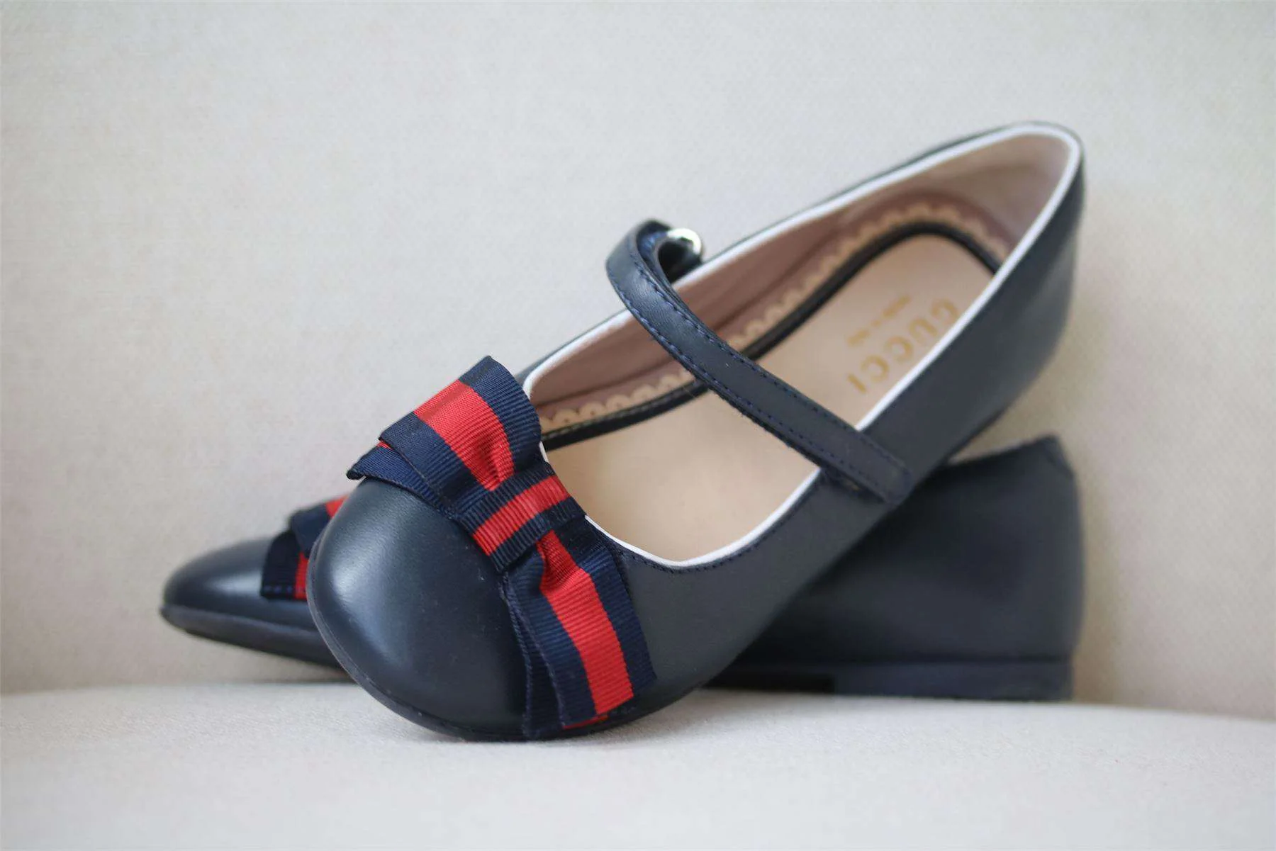 GUCCI GIRLS NAVY BLUE LEATHER SHOES EU 27 UK 9 - Image 4