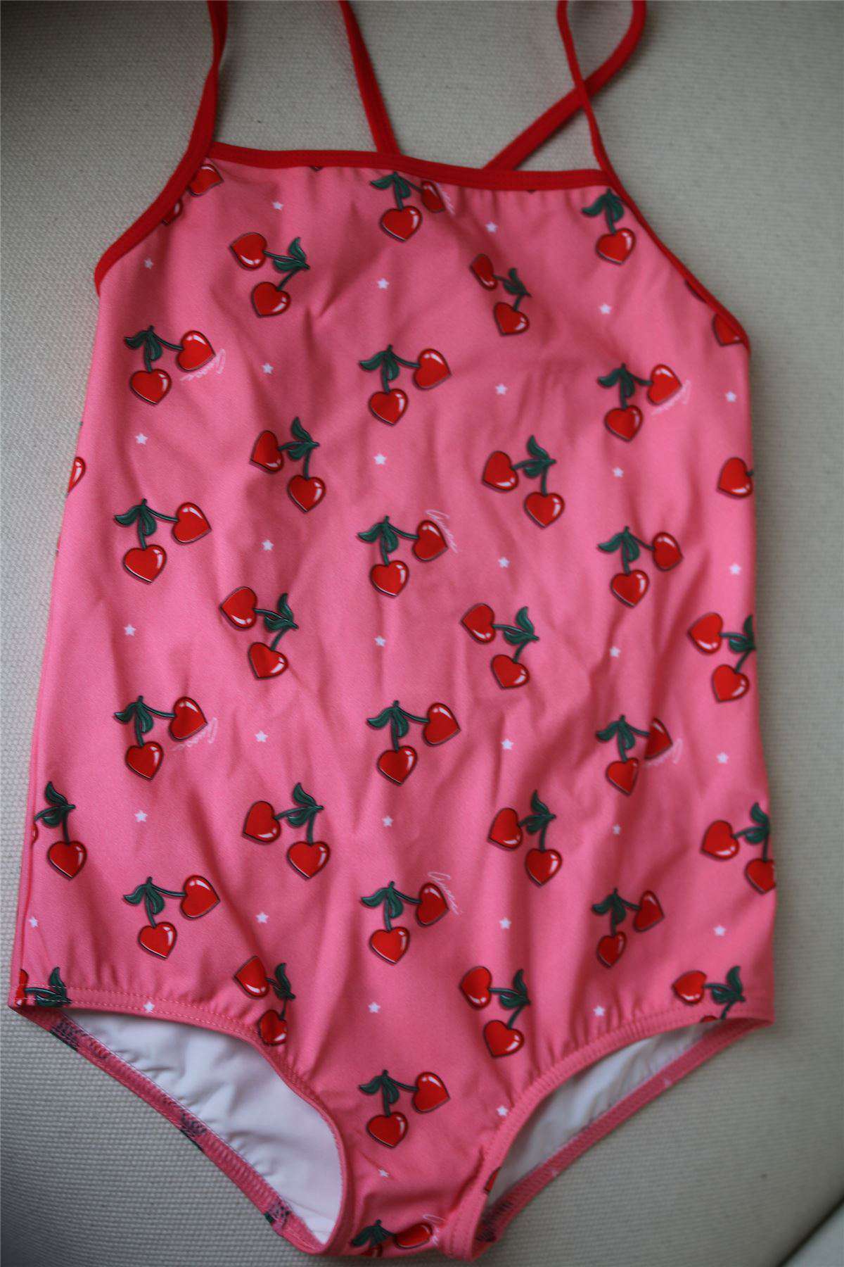 GUCCI GIRLS PINK CHERRY PRINT SWIMSUIT 5 YEARS - Image 2