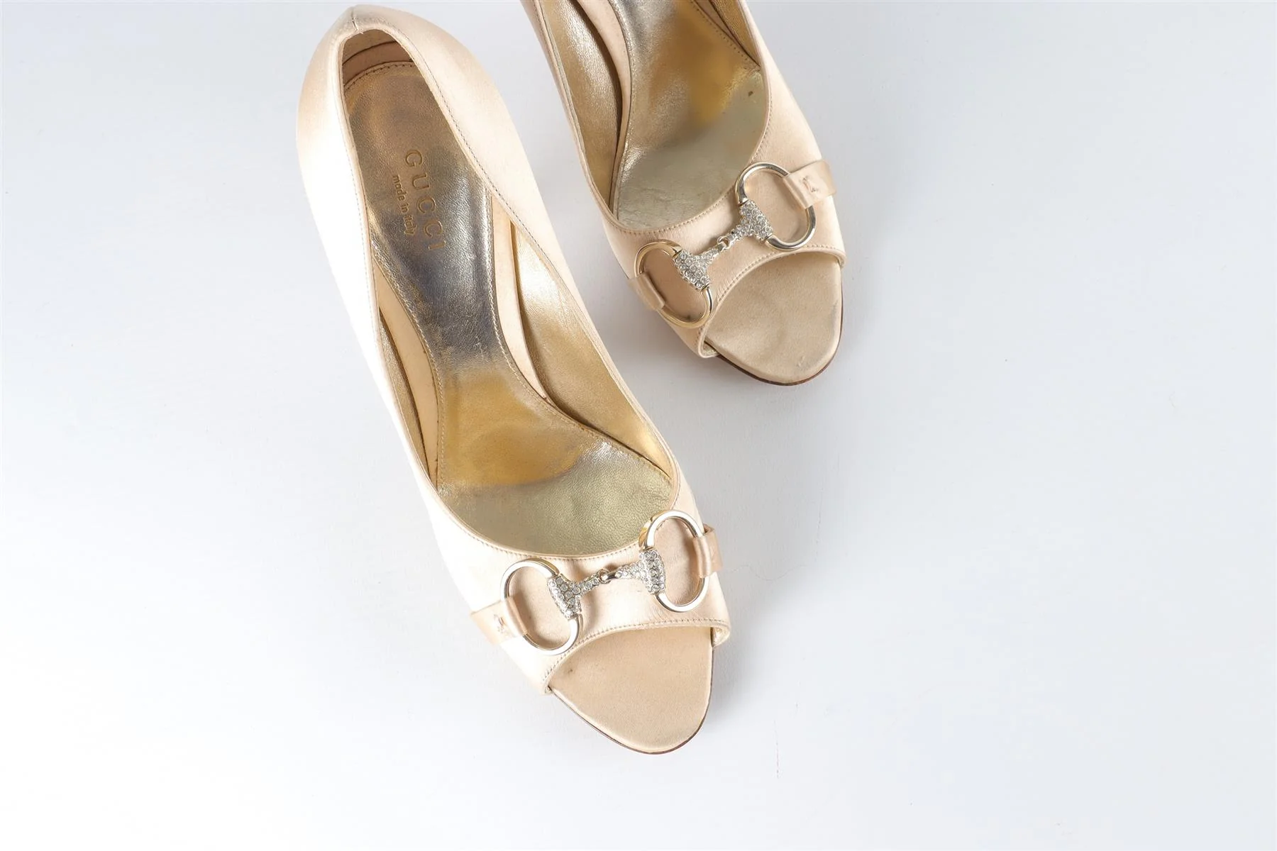 GUCCI NUDE SATIN PUMPS EU 38 UK 5 - Image 4