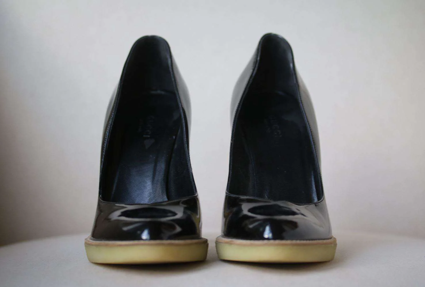 GUCCI PATENT LEATHER PUMPS EU 37 UK 4 US 7 - Image 2
