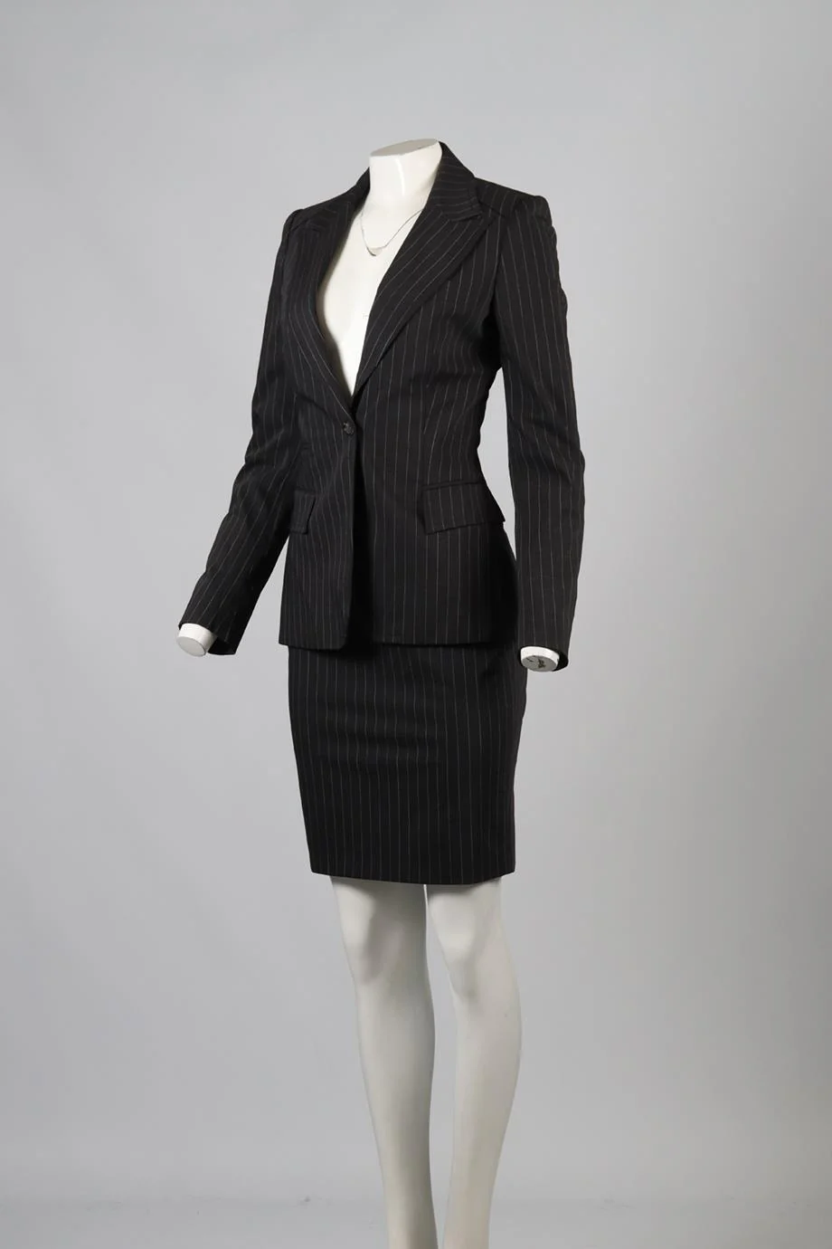 GUCCI PINSTRIPE WOOL BLEND SKIRT SUIT IT 40-42 UK 8-10 - Image 3