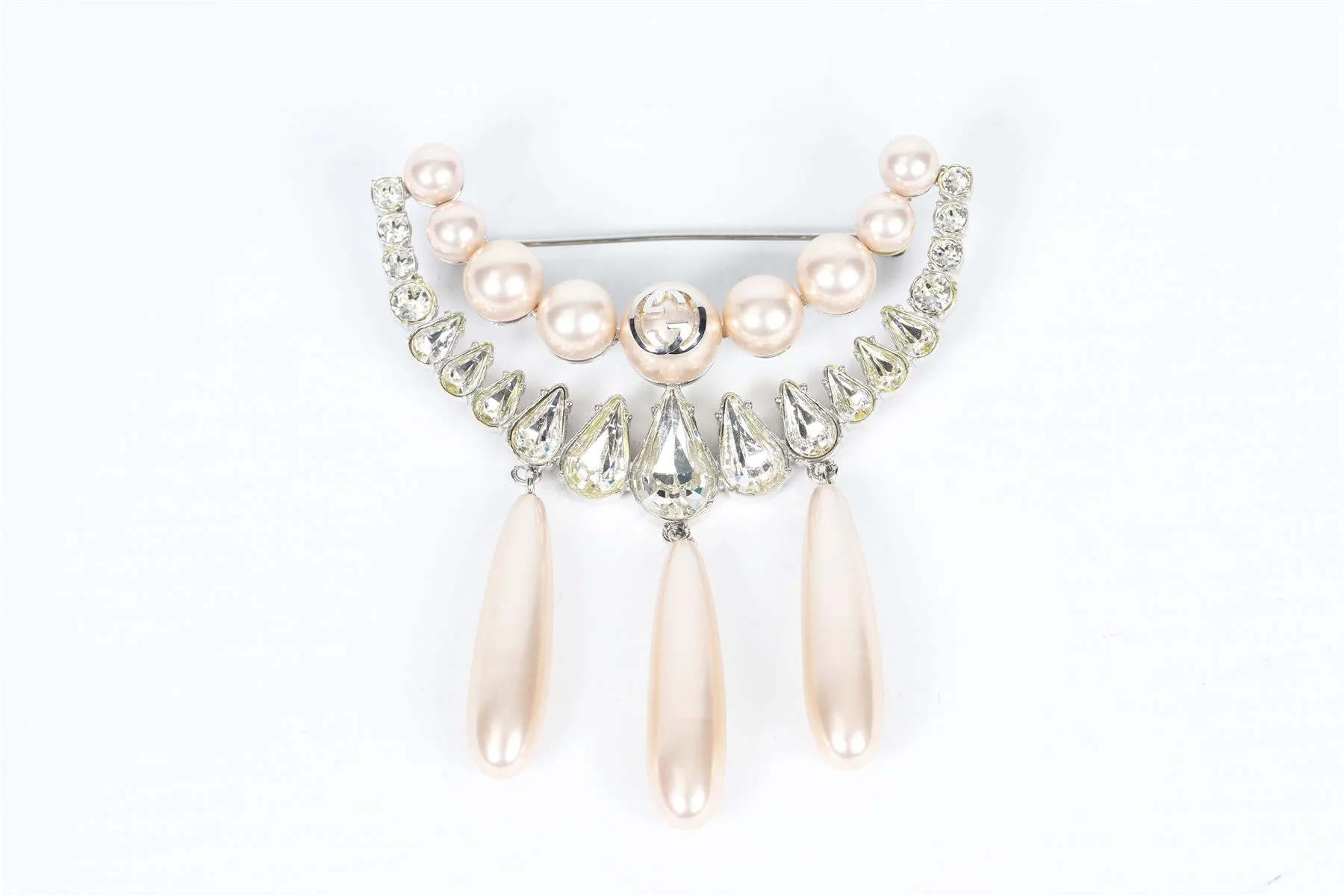GUCCI SILVER GG CRYSTAL AND FAUX PEARL BROOCH - Image 2