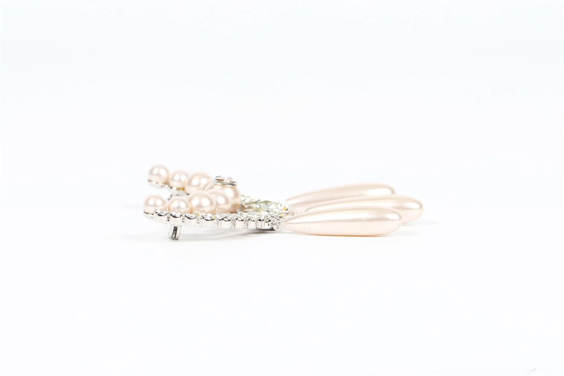 GUCCI SILVER GG CRYSTAL AND FAUX PEARL BROOCH - Image 5