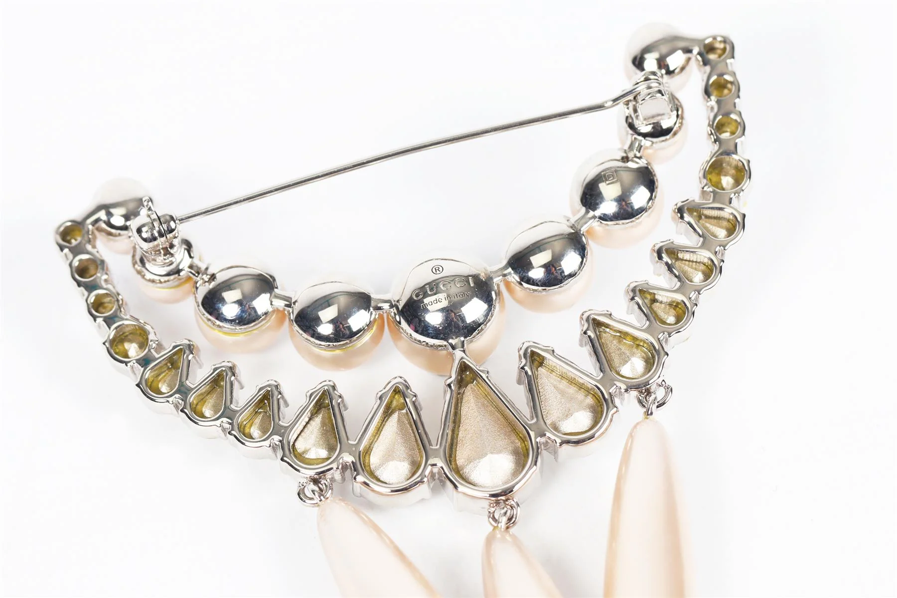 GUCCI SILVER GG CRYSTAL AND FAUX PEARL BROOCH - Image 8