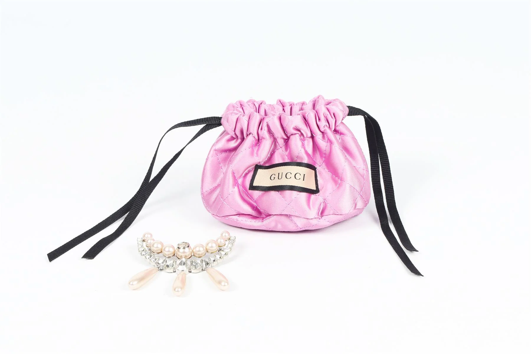 GUCCI SILVER GG CRYSTAL AND FAUX PEARL BROOCH - Image 9