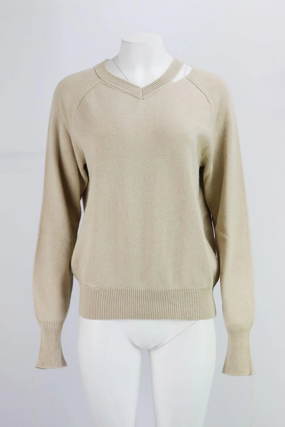 HELMUT LANG DISTESSED WOOL AND CASHMERE SWEATER SMALL - Image 2