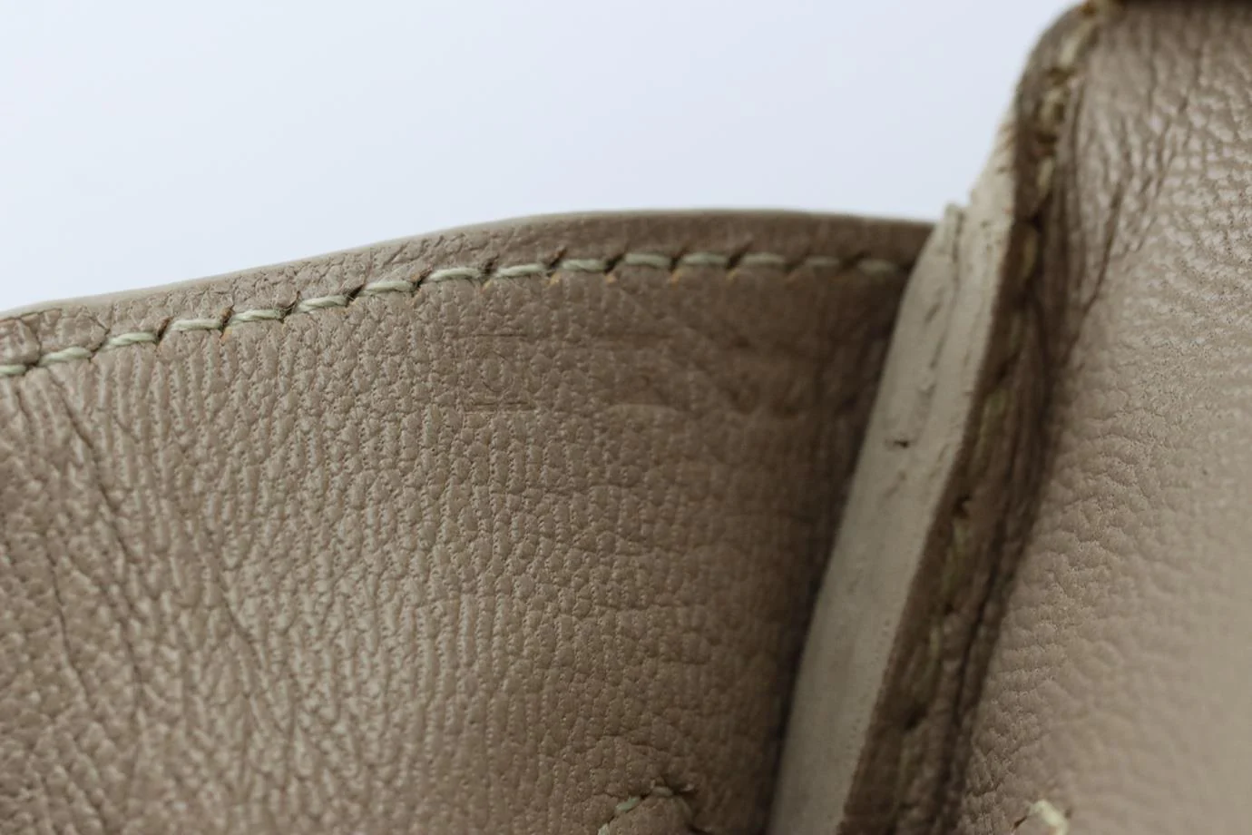 HERMÈS 2011 BIRKIN 35CM HIMALAYAN MATTE NILOTICUS CROCODILE BAG - Image 12