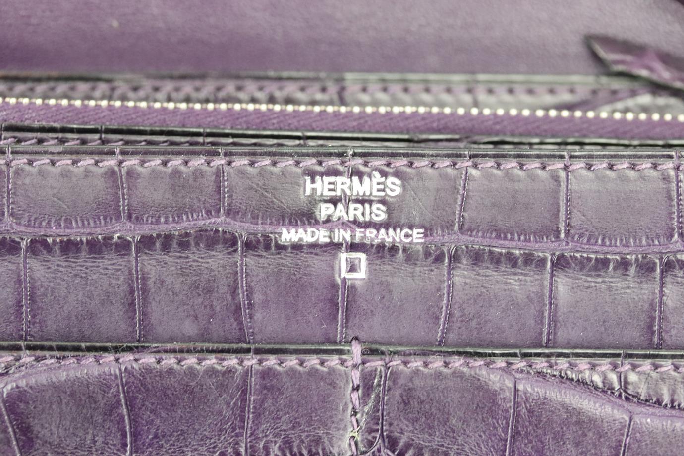 HERMÈS 2014 DOGON DUO ALLIGATOR MISSISSIPPIENSIS AND LEATHER WALLET - Image 9