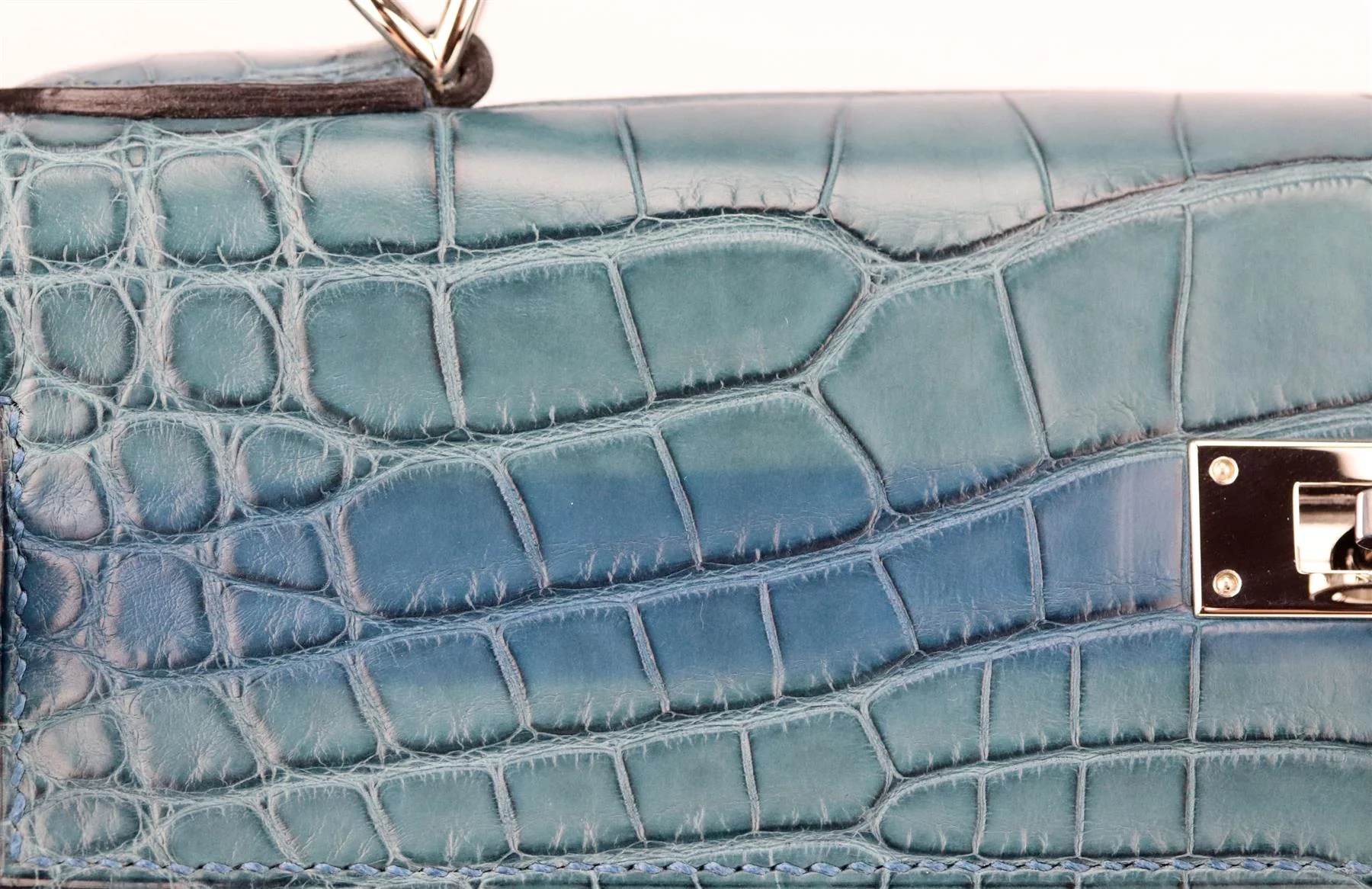 HERMÈS 2015 KELLY 32CM MATTE ALLIGATOR MISSISSIPPIENSIS LEATHER BAG - Image 8