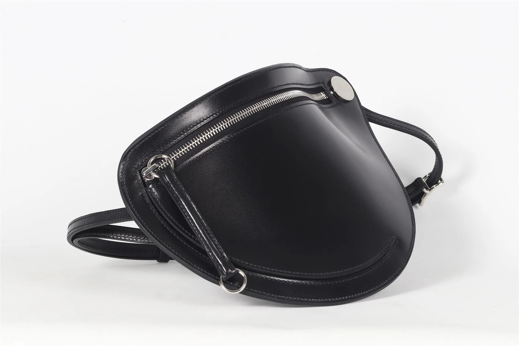 HERMÈS BLACK 2024 PETITE COURSE BOX LEATHER SHOULDER BAG IN NOIR - Image 13