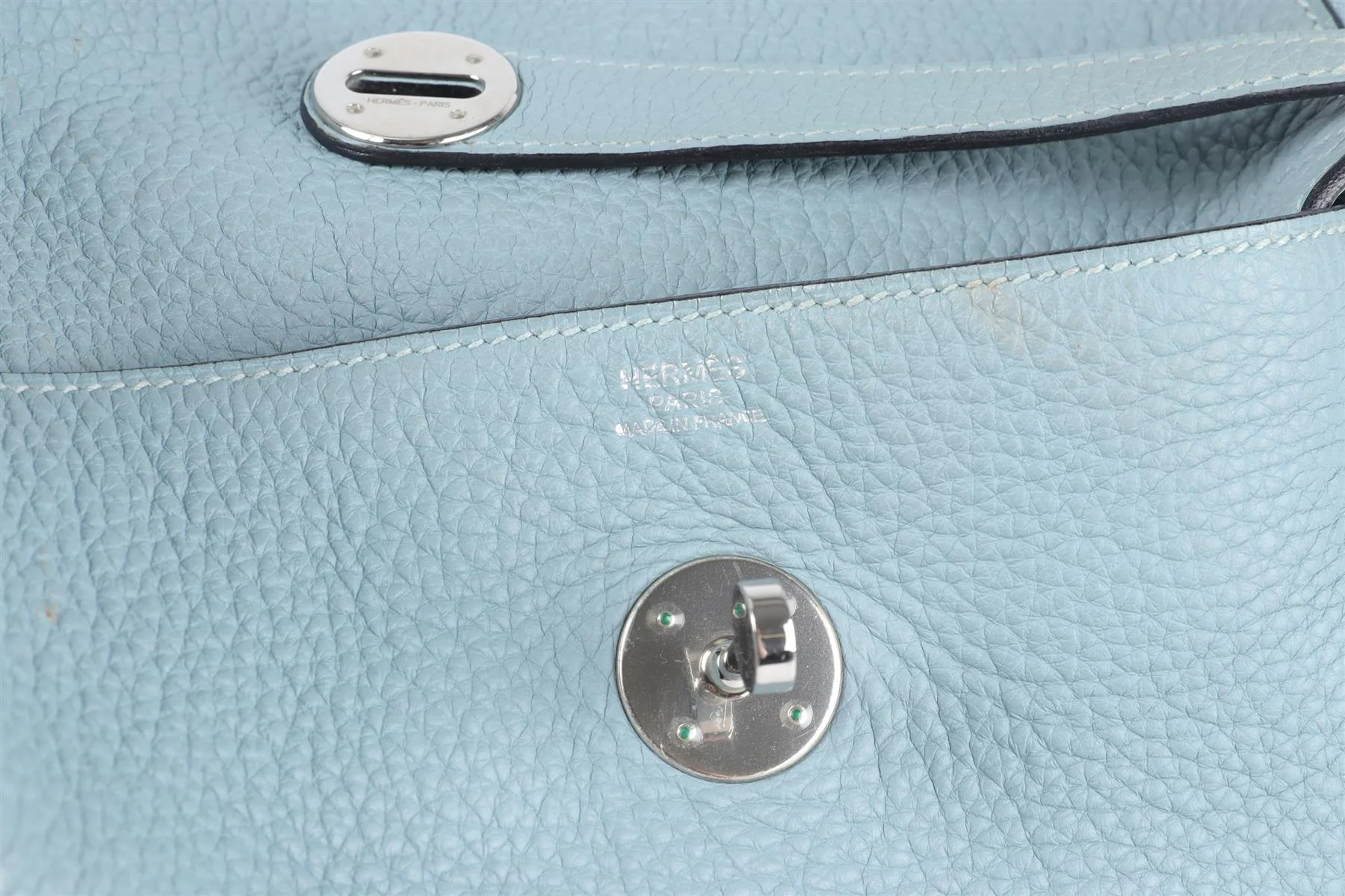 HERMÈS BLUE 2009 LINDY 34CM CLEMENCE LEATHER BAG IN BLUE CIEL - Image 12