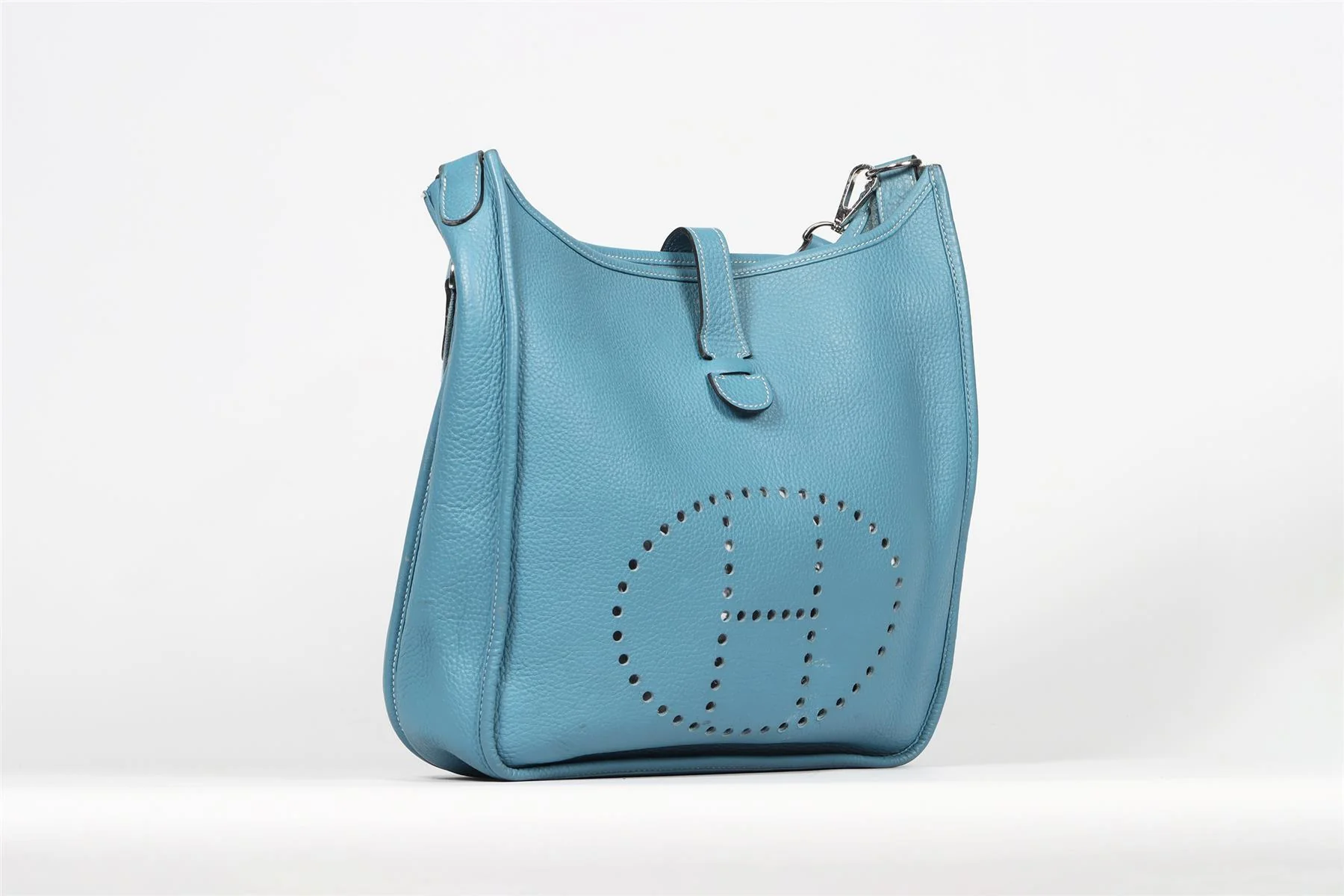 HERMÈS BLUE 2011 EVELYNE 33CM CLEMENCE LEATHER SHOULDER BAG - Image 4