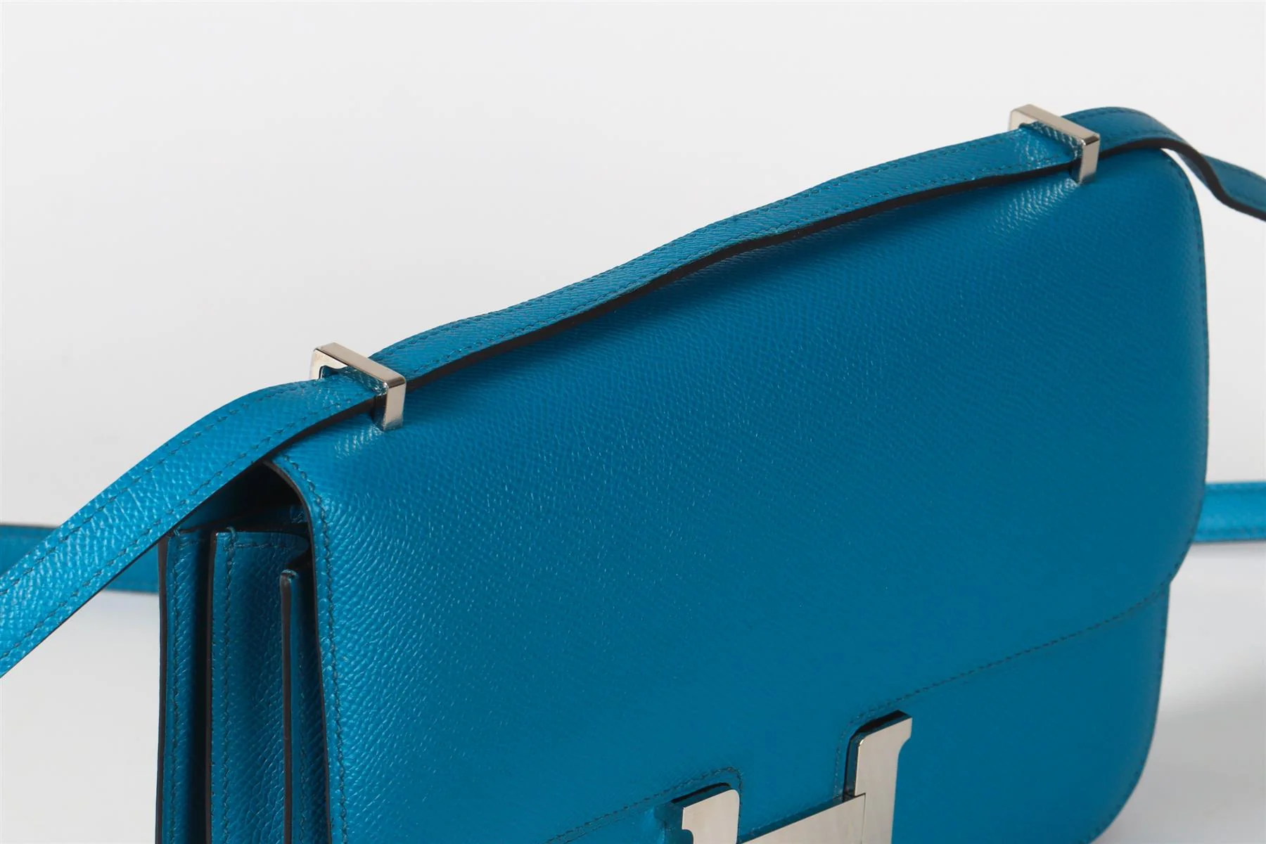 HERMÈS BLUE 2014 CONSTANCE ELAN EPSOM LEATHER SHOULDER BAG - Image 9