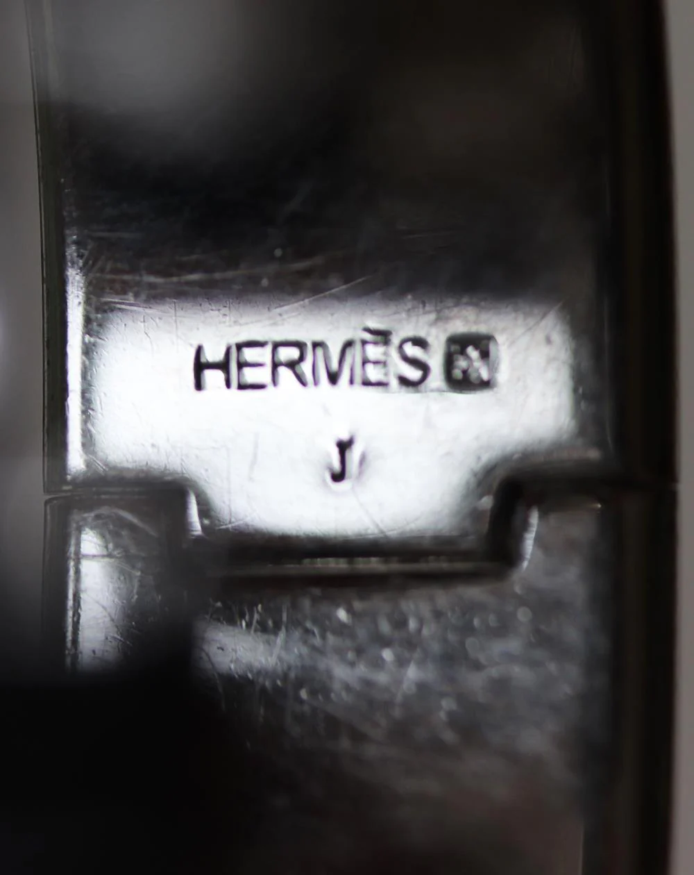 HERMÈS CLIC CLAC H ENAMEL AND PALLADIUM PLATED BRACELET - Image 6