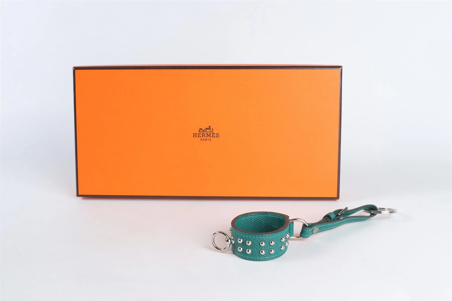 HERMÈS GREEN 2017 COLLIER DE CHIEN EPSOM LEATHER KEYCHAIN - Image 7