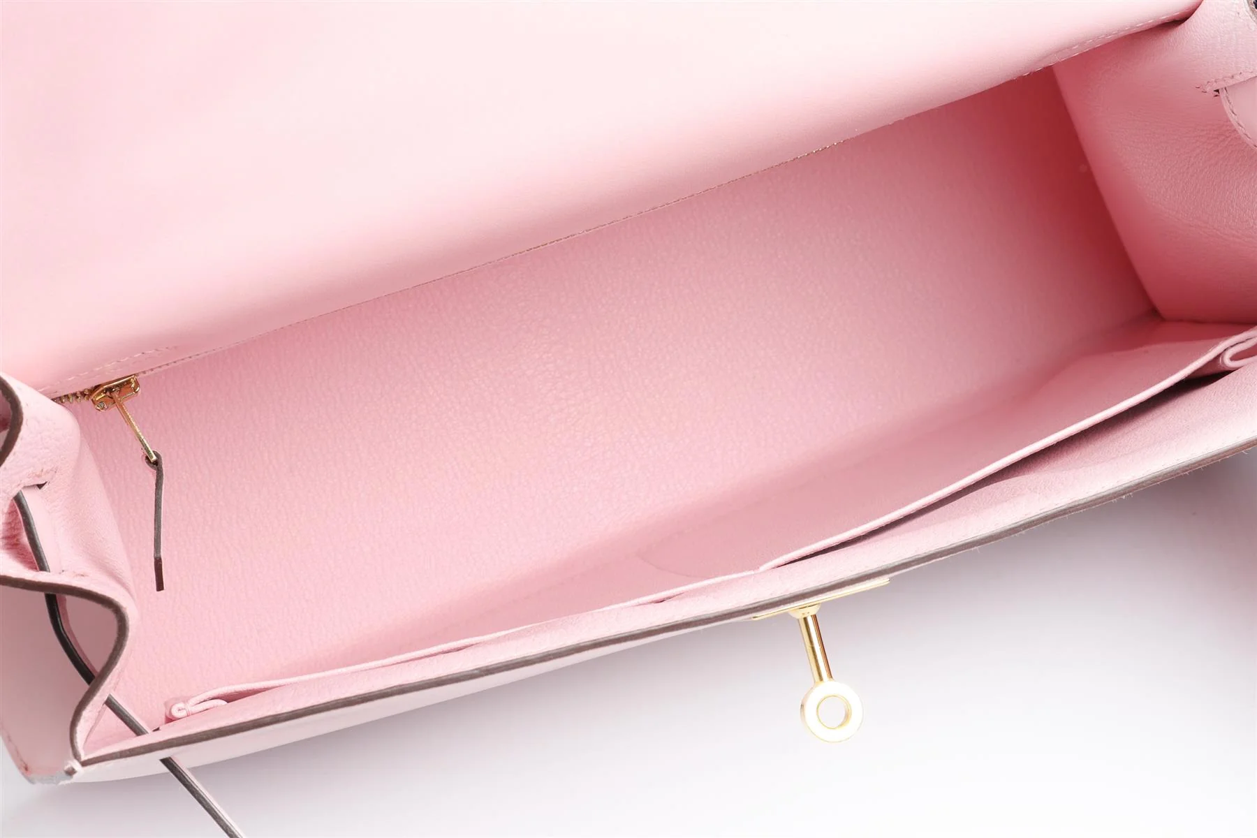 HERMÈS PINK 2017 KELLY SELLIER 32 CM TADELAKT LEATHER BAG IN ROSE SAKURA - Image 12
