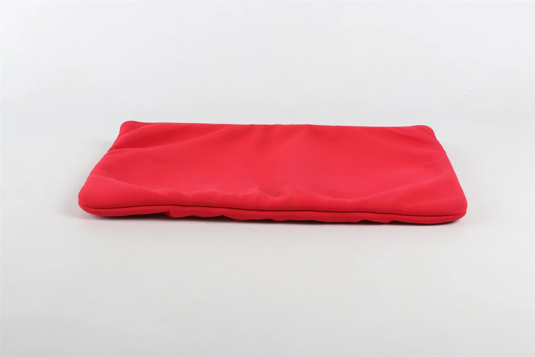HERMÈS RED NEOBAIN NEOPRENE POUCH ONE SIZE - Image 4