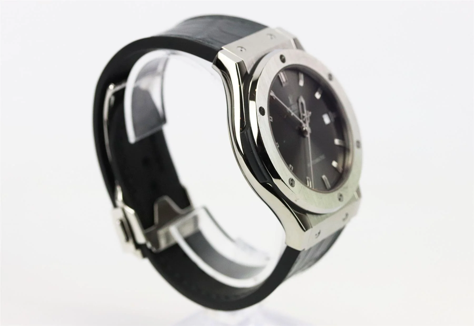 HUBLOT CLASSIC FUSION RACING GREY 42MM TITANIUM AND ALLIGATOR WRIST WATCH - Image 5