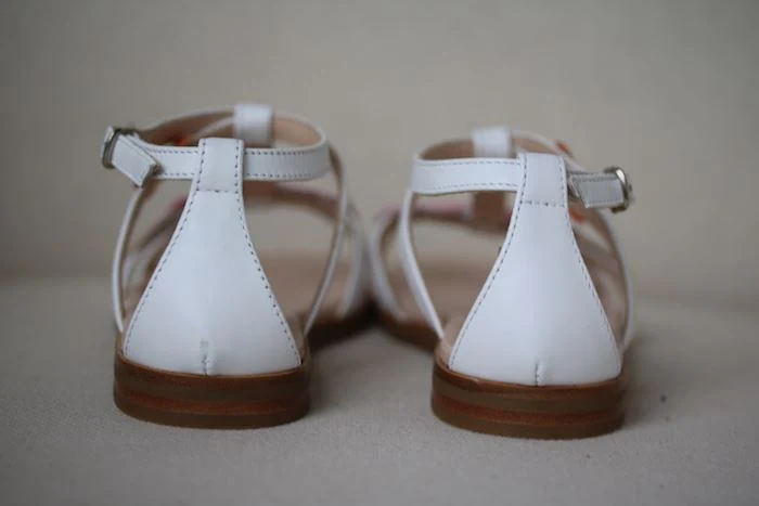 IL GUFO GIRLS WHITE LEATHER FLORAL SANDALS EU 26 UK 8.5 - Image 4