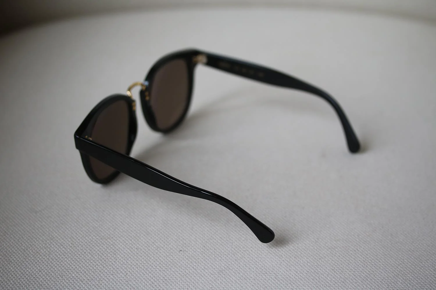 ILLESTEVA SARDINIA MIRRORED SQUARE SUNGLASSES - Image 4