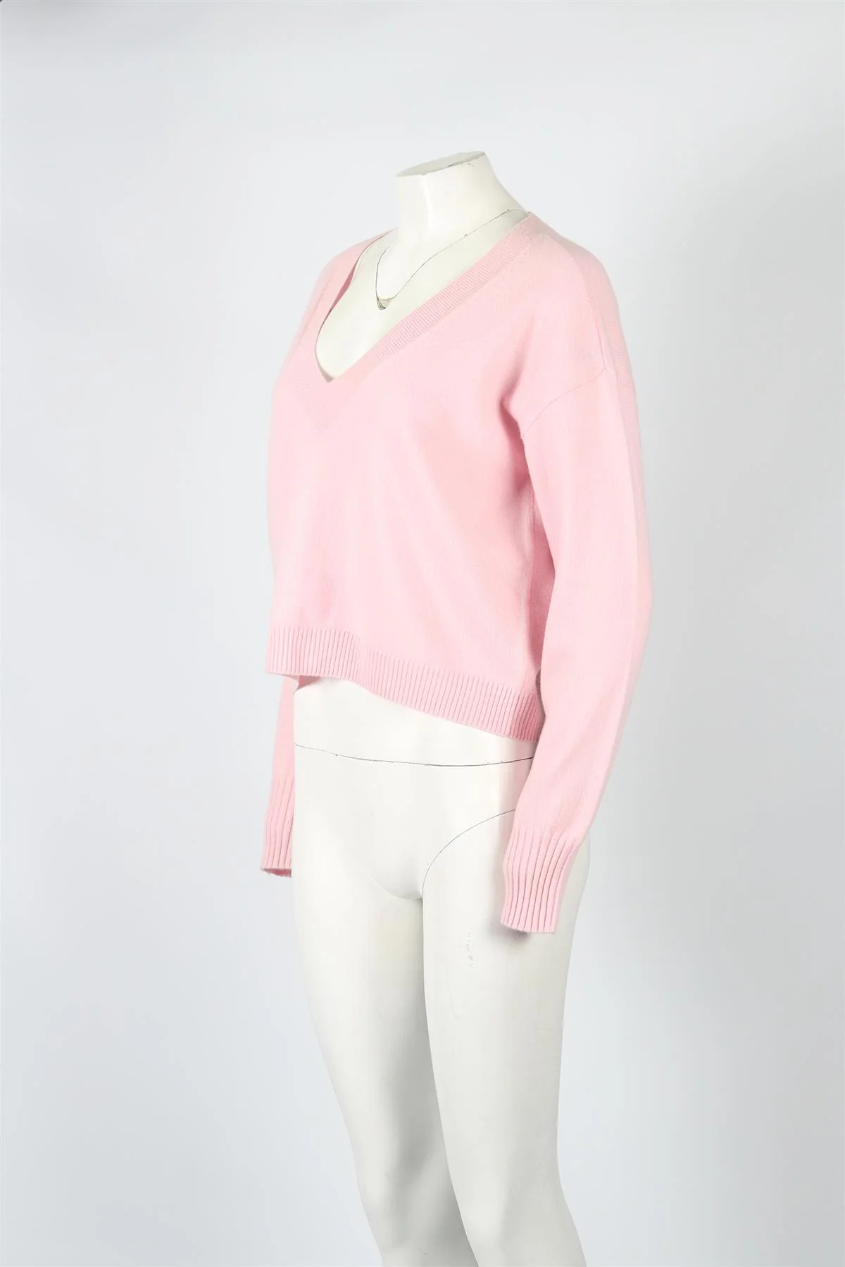 INTERMIX CASHMERE SWEATER MEDIUM - Image 3