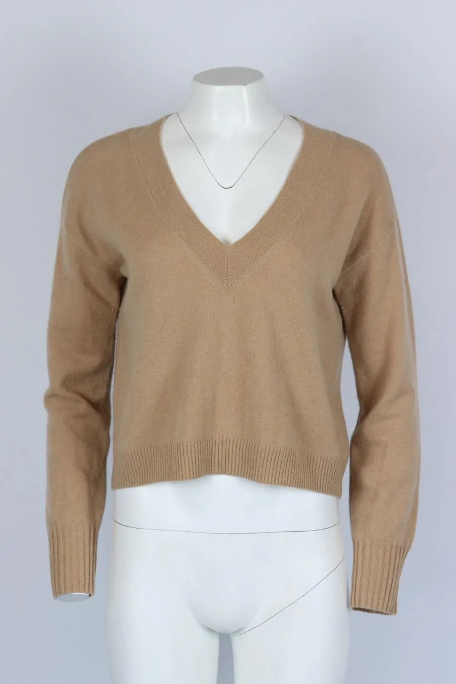 INTERMIX CROPPED CASHMERE SWEATER SMALL - Image 2