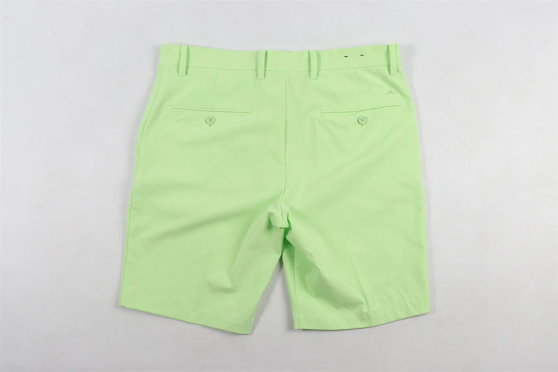 J LINDEBERG GREEN MEN'S JERSEY SHORTS UK 34 - Image 4