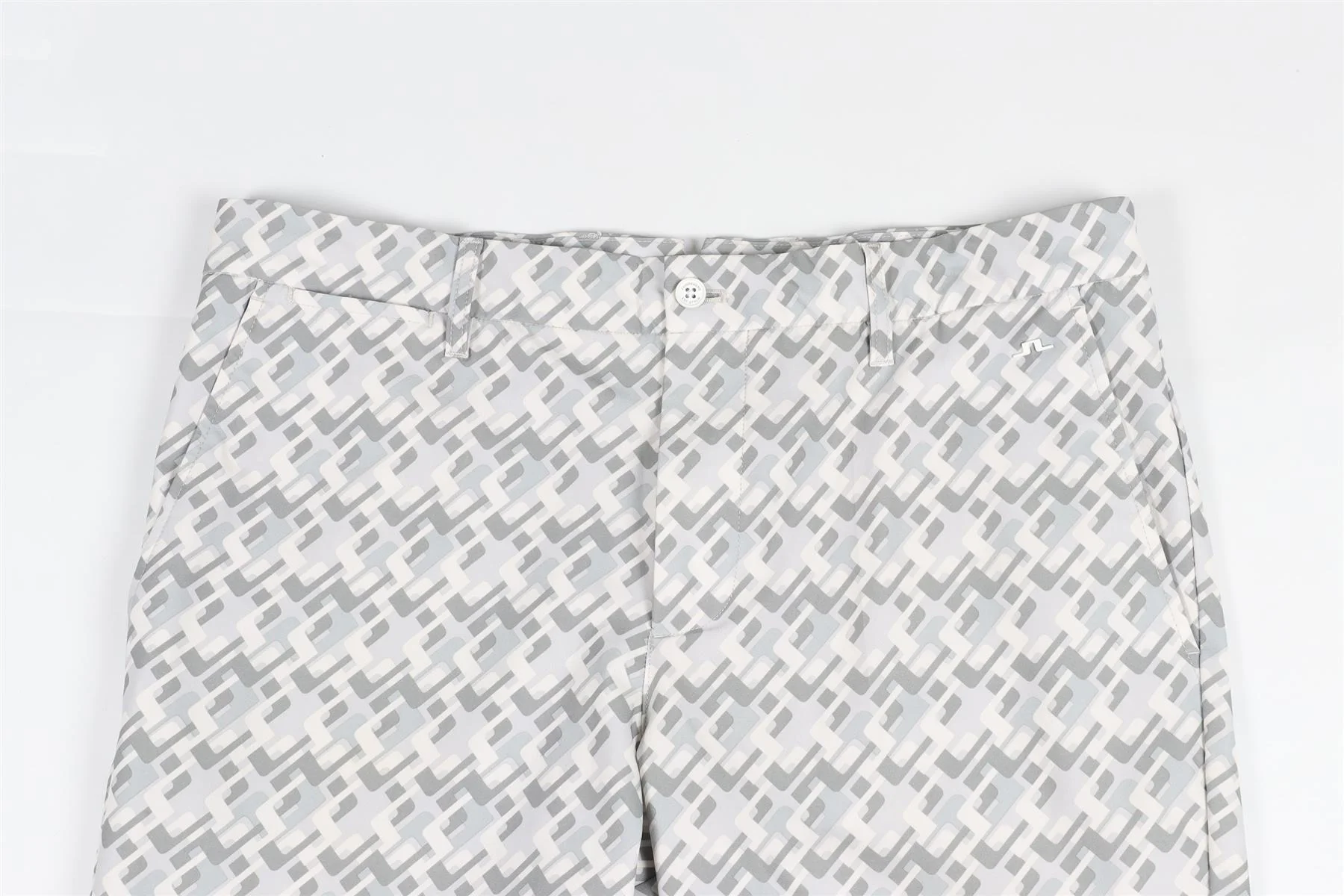 J LINDEBERG GREY MEN'S SHELL SHORTS W34 - Image 3