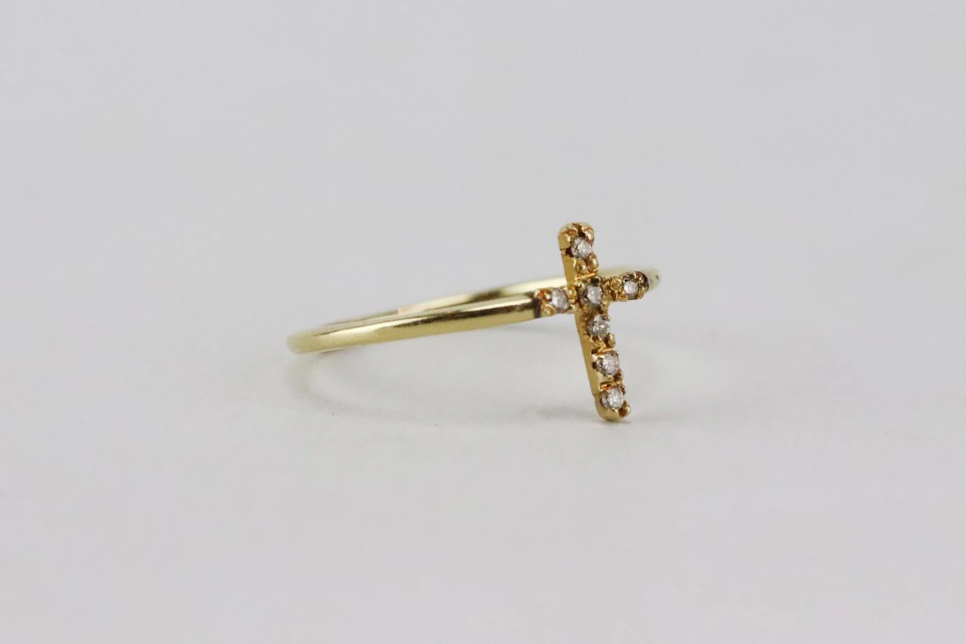 JACQUIE AICHE 14K YELLOW GOLD AND DIAMOND CROSS RING 15 MM - Image 3