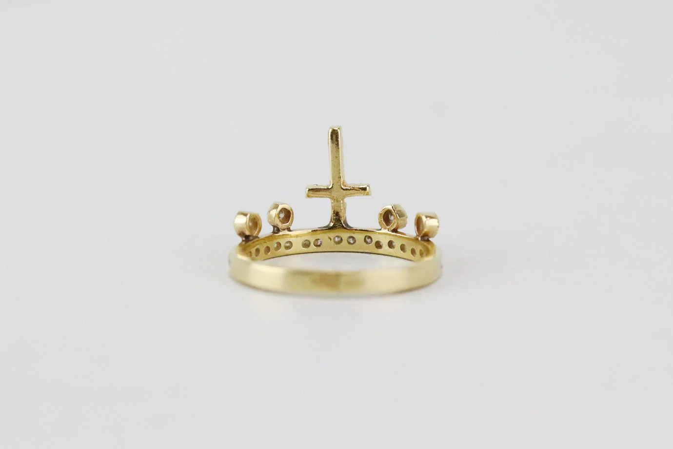 JACQUIE AICHE 14K YELLOW GOLD CROSS CROWN STACK RING 15 MM - Image 5